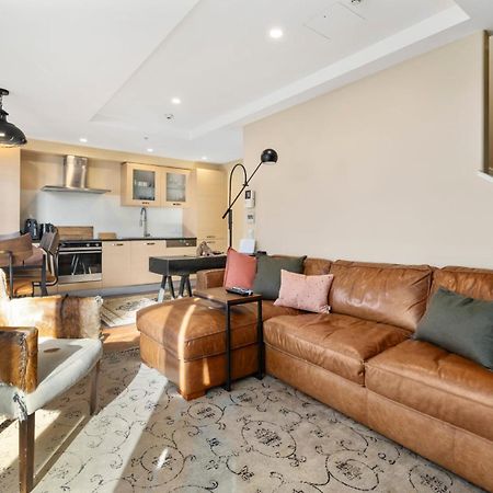 Marvelous Downtown Apartment Moments From Main Beach With Heated Pool, Gym And Parking Mount Maunganui Kültér fotó