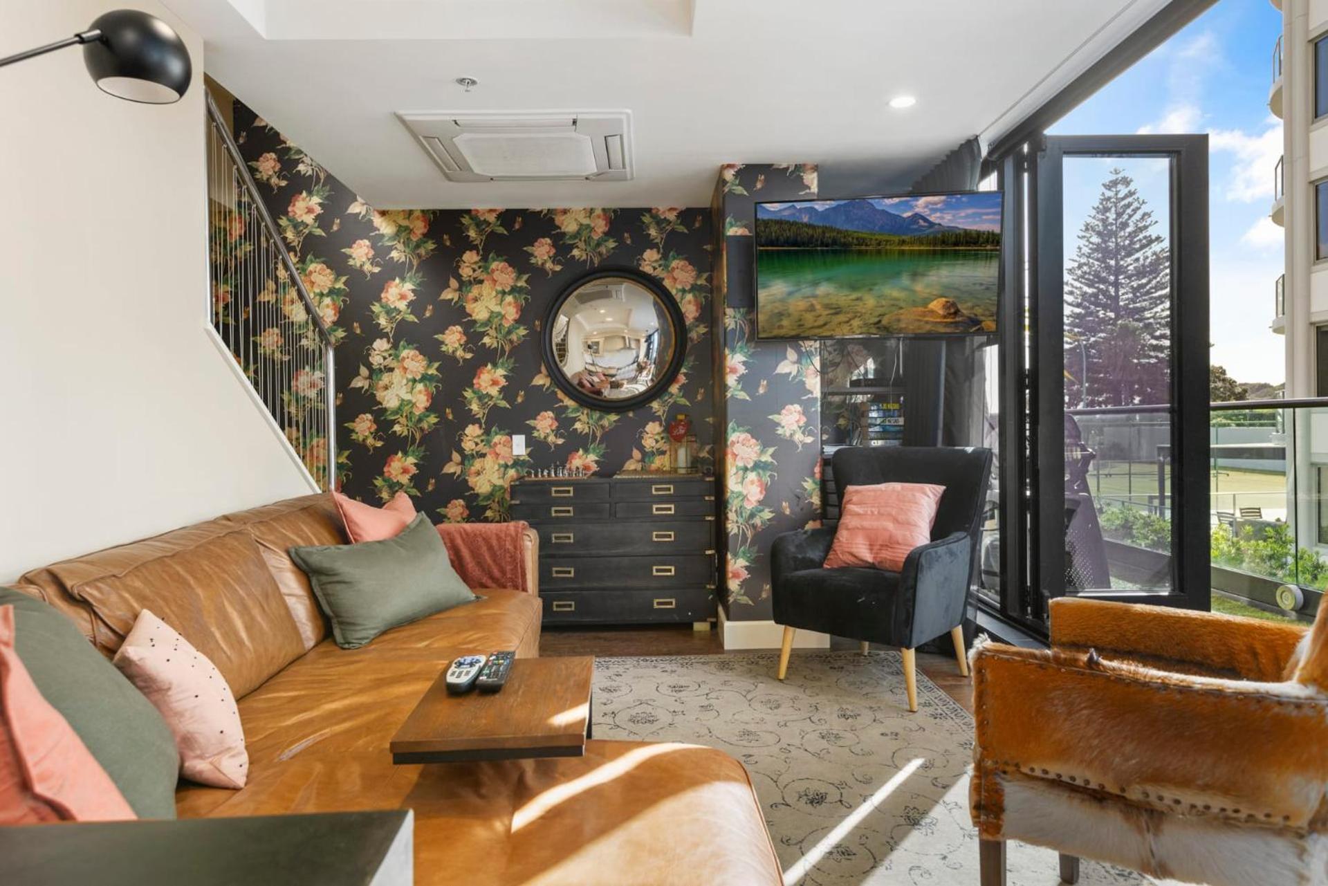 Marvelous Downtown Apartment Moments From Main Beach With Heated Pool, Gym And Parking Mount Maunganui Kültér fotó